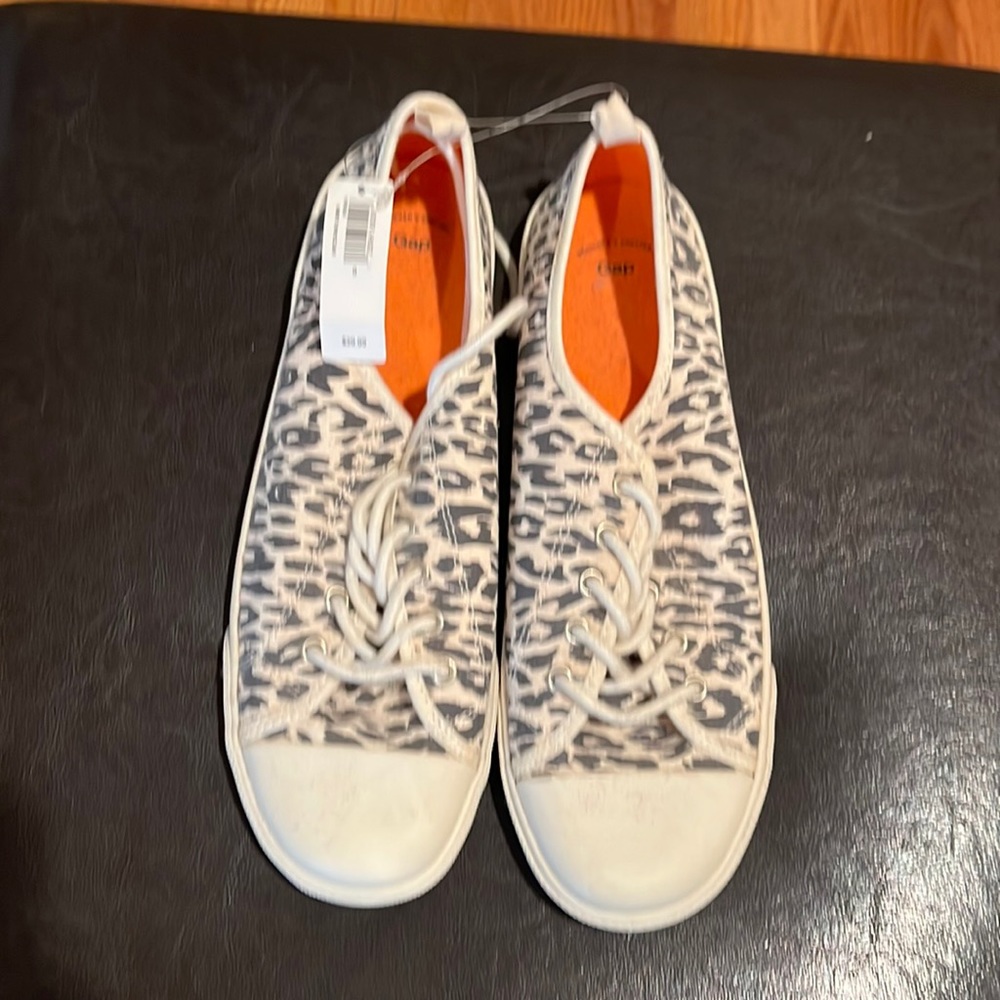 GAP Womens Shoes - Picture 1 of 3